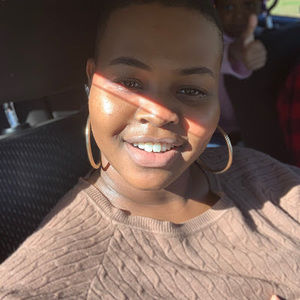 Meet your Posher, Tawana